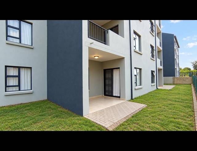 2 BEDROOM TOWNHOUSE FOR SALE IN GLEN AUSTIN